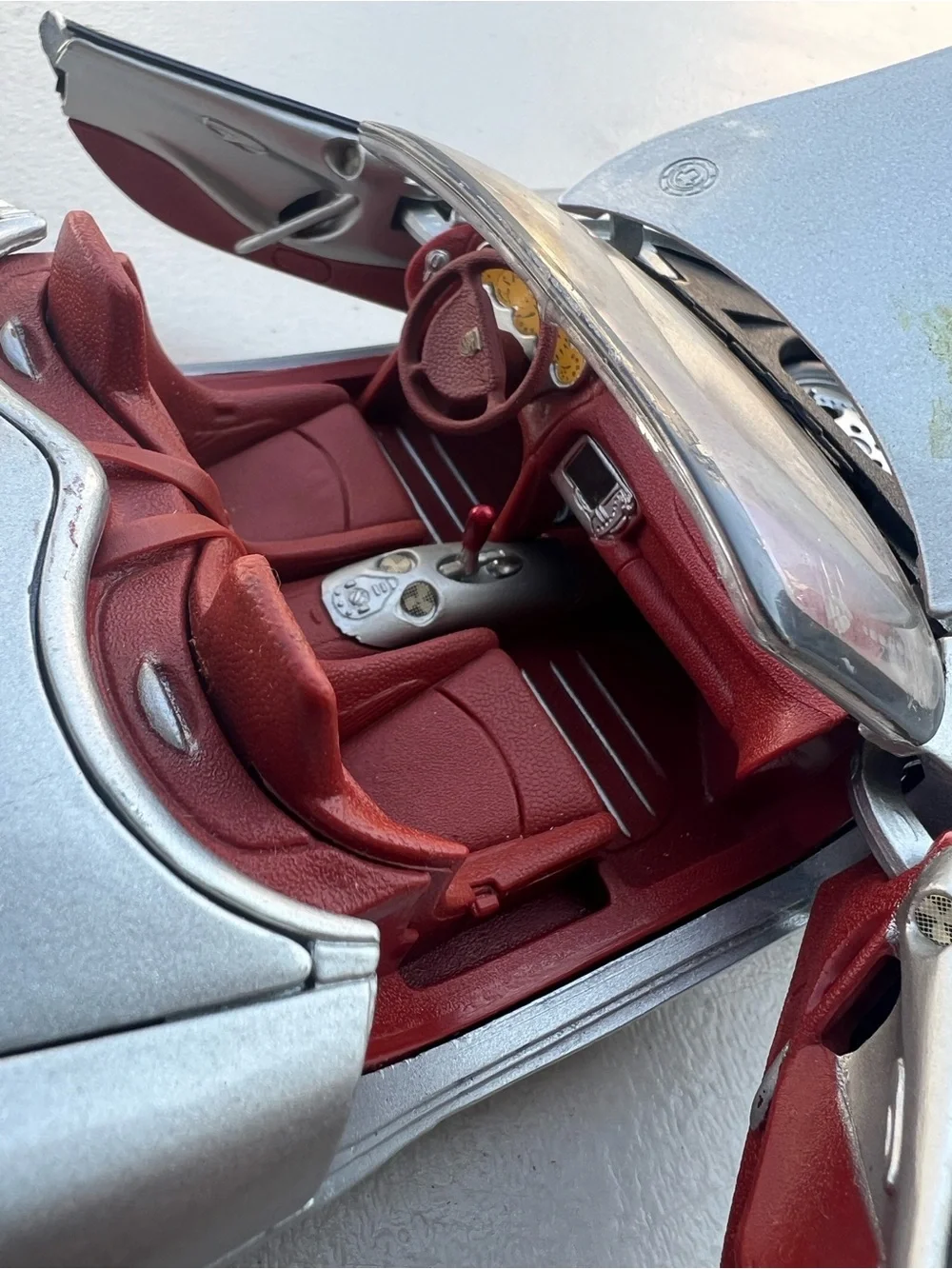 Maisto 1:18 Porsche Boxster Concept Silver Diecast Car Missing Side Mirrors
